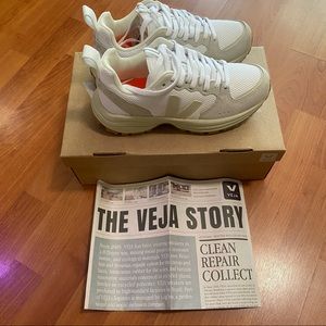 New Veja Venturi Sneakers